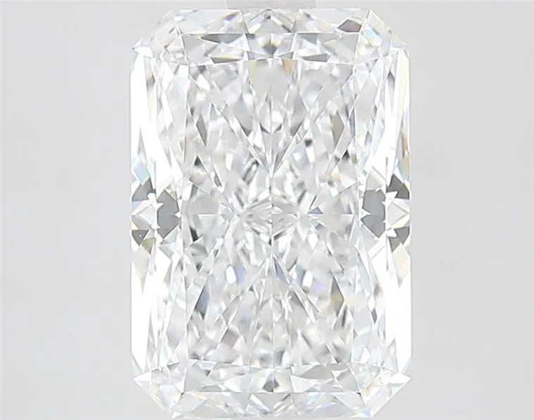 3.00ct Radiant Lab Grown Diamond (Colour D, Clarity VVS2, IGI Certified) 3.00ct Radiant Lab Grown Diamond (Colour D, Clarity VVS2, IGI Certified)
