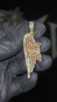 14k Gold Diamond Wing Pendant 9.71 Ctw