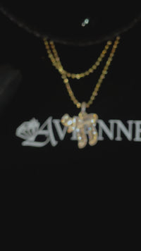 Colgante Chai de oro amarillo de 14 k con diamantes en talla baguette de 1,39 cts.