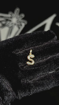 10K Yellow Gold Plain Letter S Initial Pendant