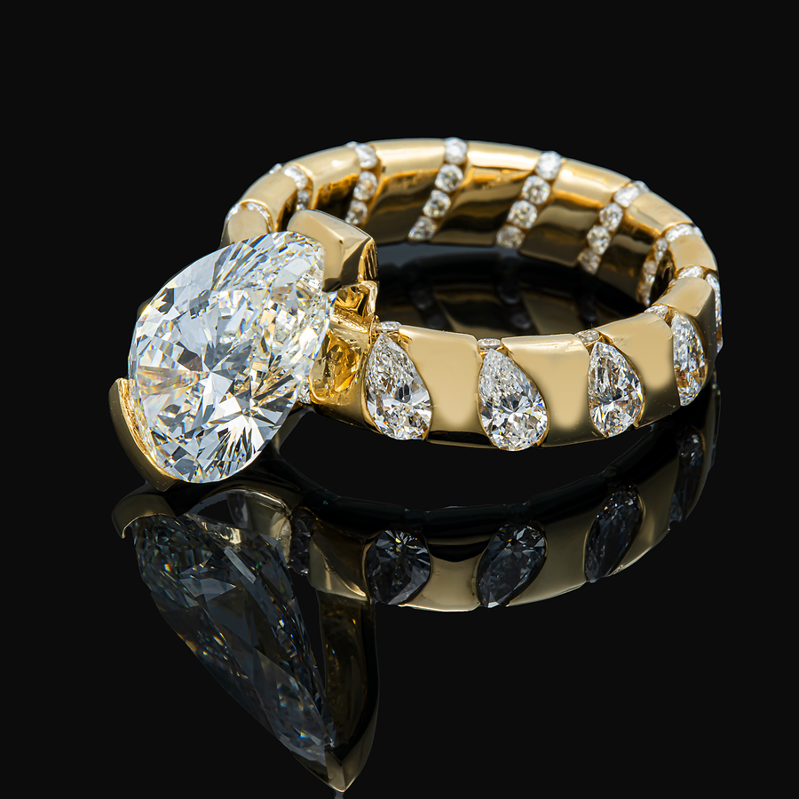 14K Yellow Gold Pear Cut Diamond Wedding Ring 3.12 CTW VVS2 E-F