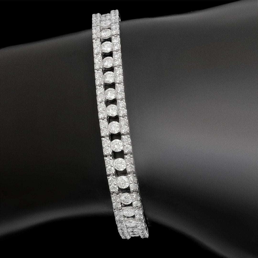 White Diamond Tennis Bracelet in 18k White Gold 7 Ctw