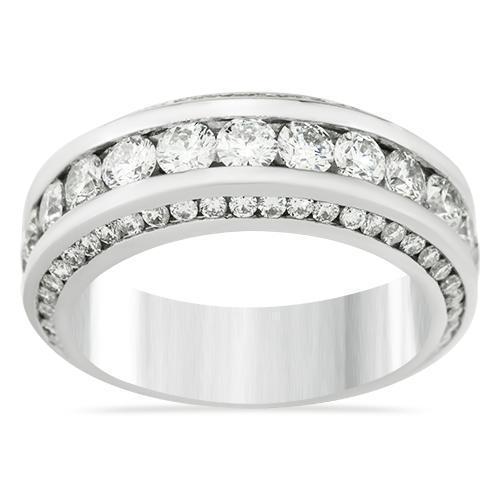 Diamond Eternity Band in Platinum 4.75 Ctw