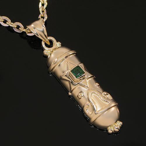 Yellow 14K Yellow Solid Gold Emerald Mezuzah Pendant 0.20 Ctw