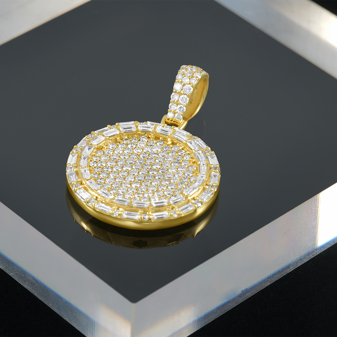 14k Yellow Gold Diamond Circle Pendant 3.14 Ctw