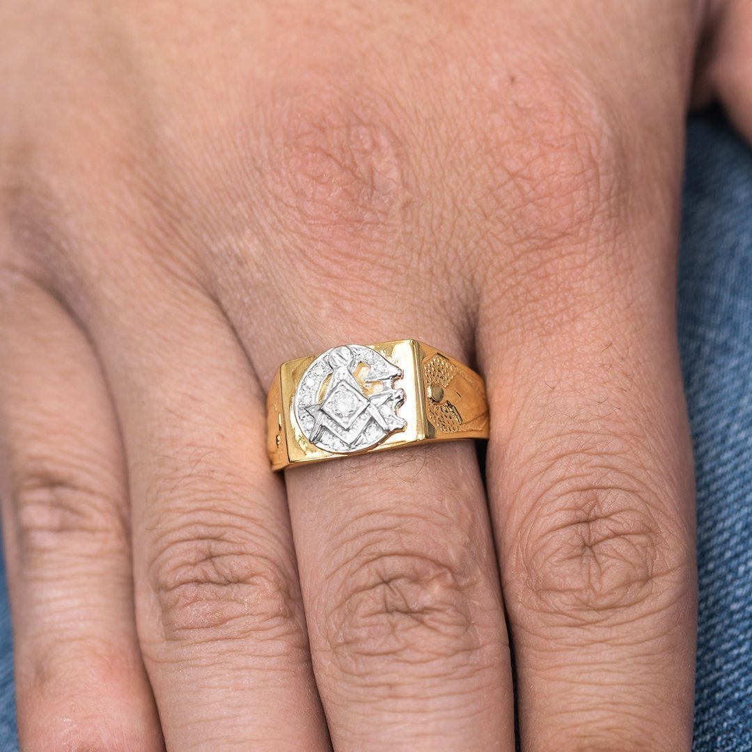10K Yellow Solid Gold Mens Diamond Masonic Pinky Ring 0.50 Ctw