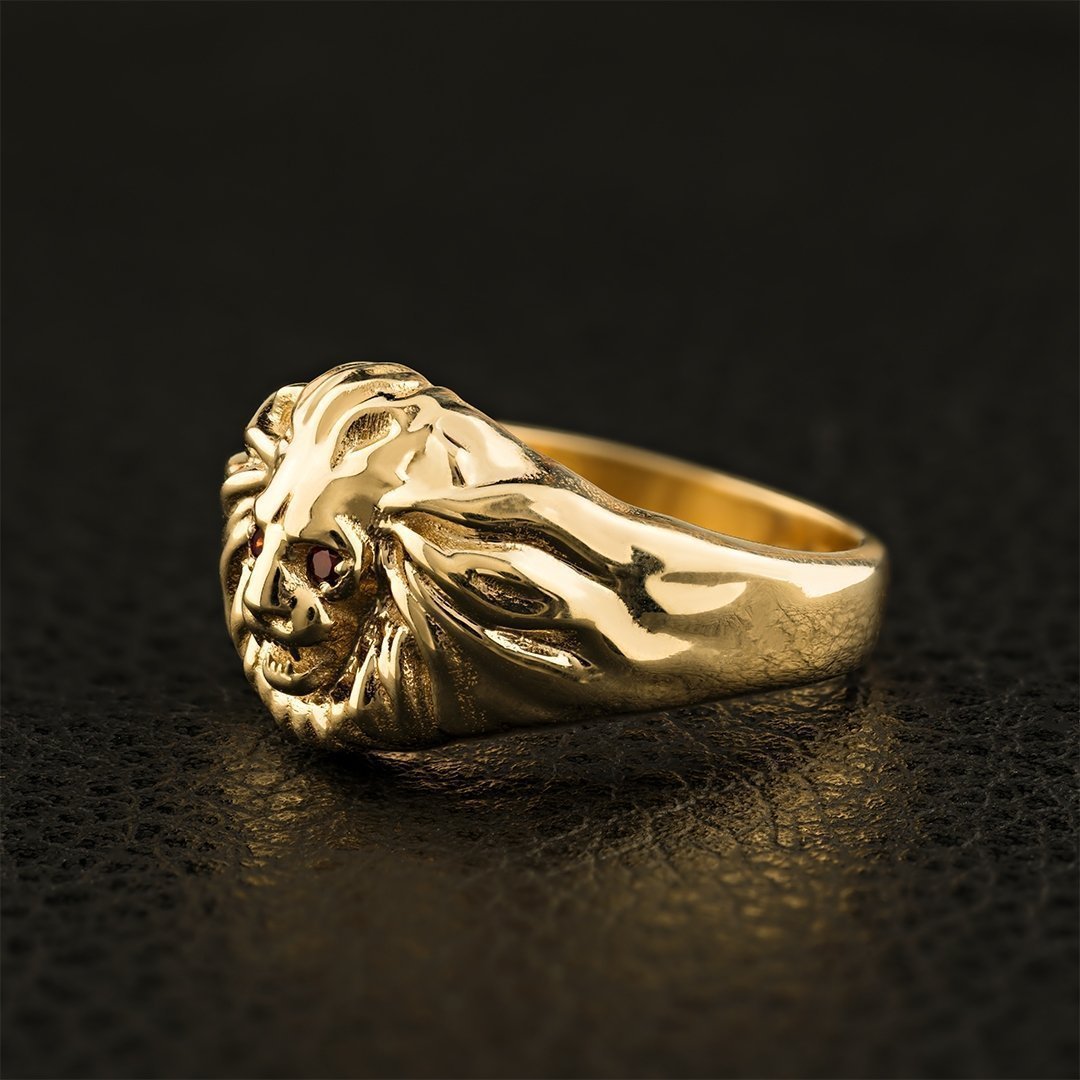 14k Yellow Gold Lion Ruby Ring 0.05 Ctw