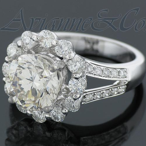 18K White Solid Gold Diamond Engagement Ring 3.55 Ctw