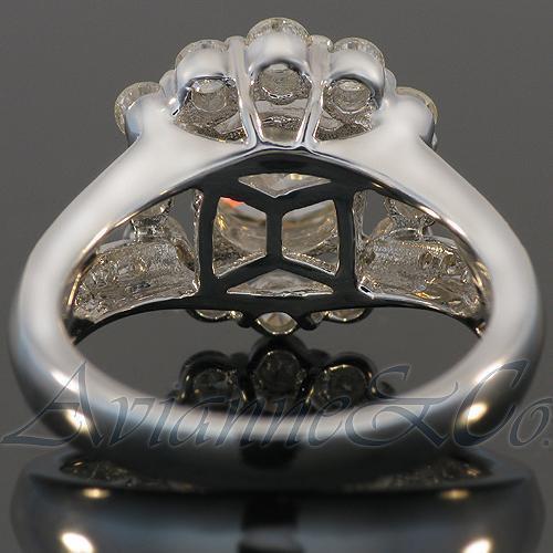 18K White Solid Gold Diamond Engagement Ring 3.55 Ctw