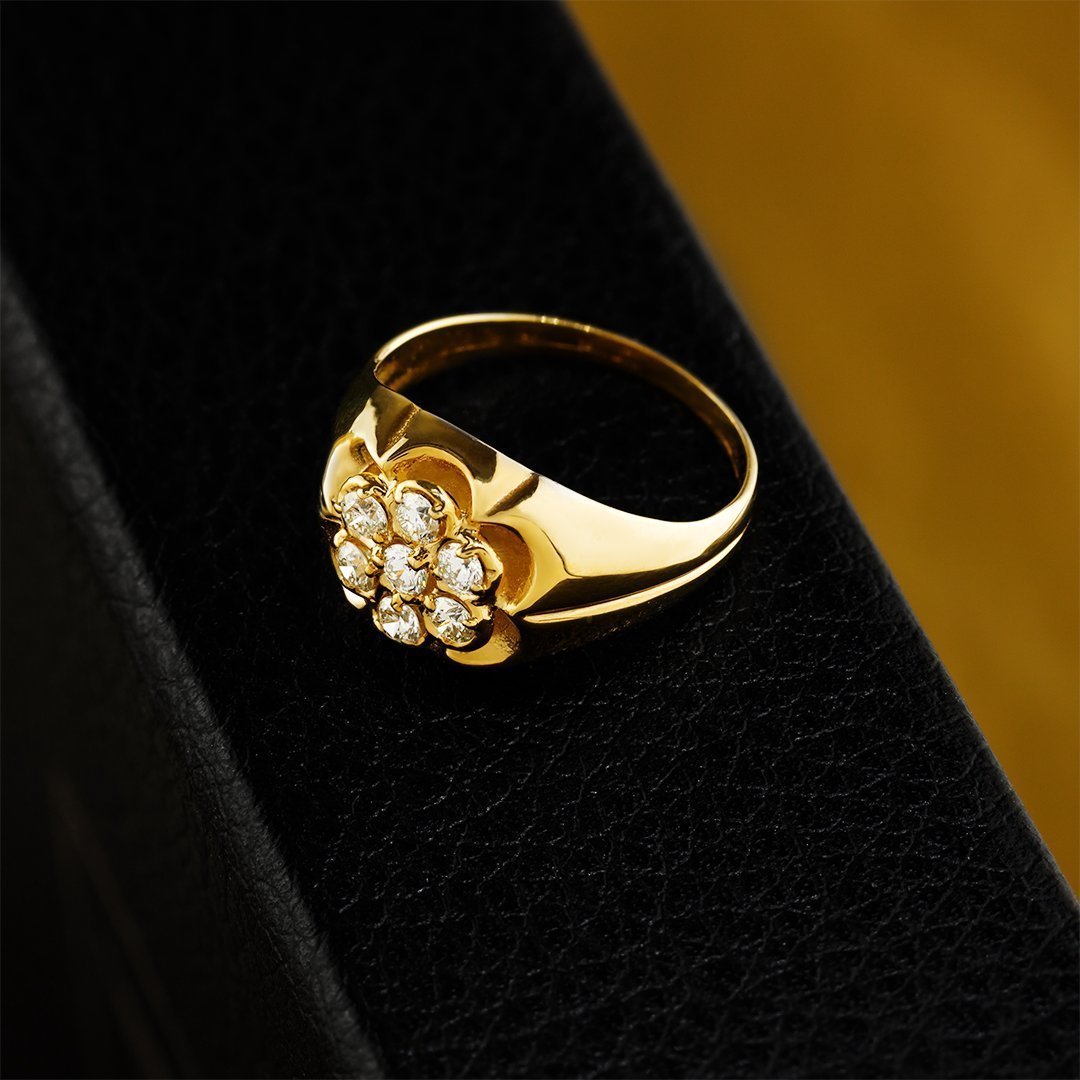 Solid Gold Ring with A Small Star 14K Yellow